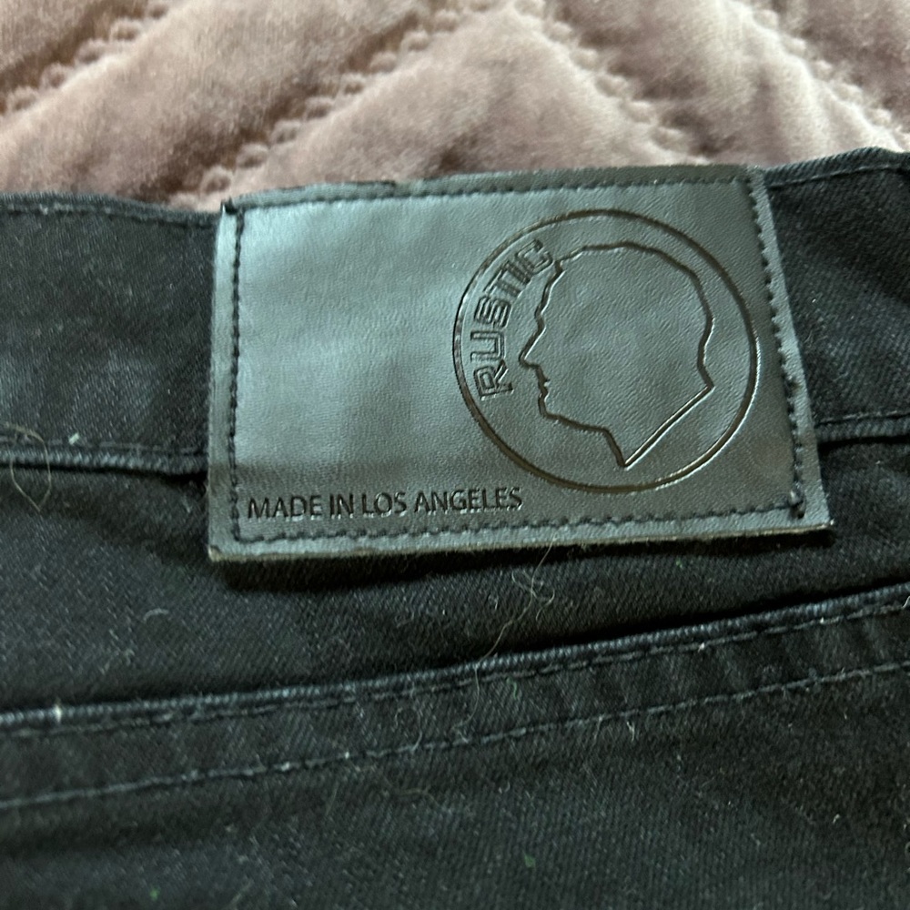 Men’s Rustic Dime ripped black jeans